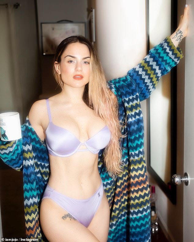 cris duldulao recommends Jojo Levesque Boobs